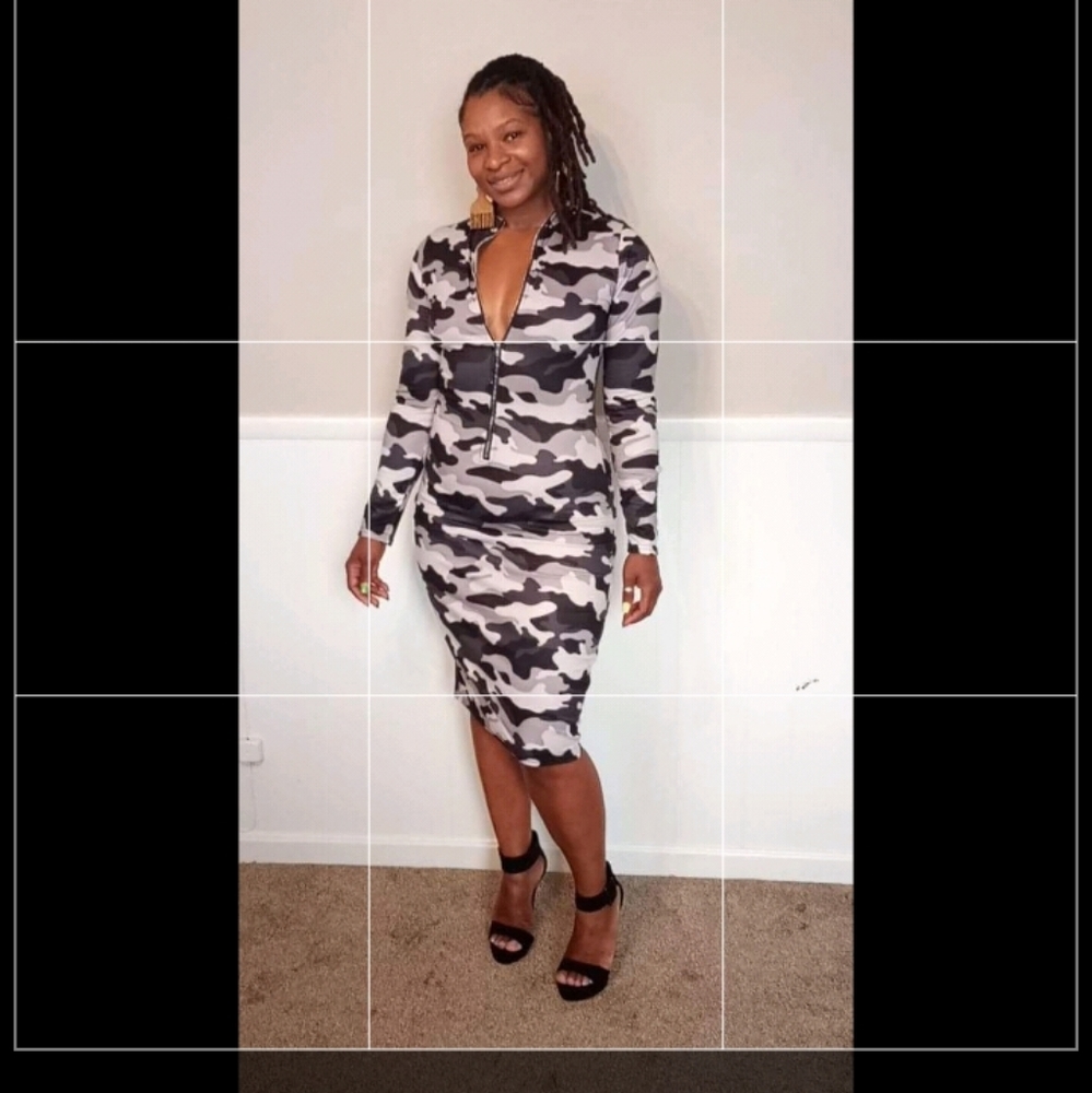 Black and gray long sleeve dress